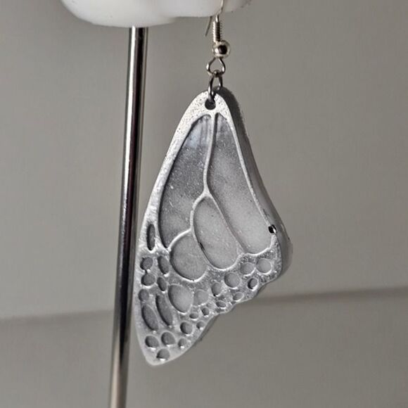Handmade Monochrome Silver Butterfly Dangly Earrings - Picture 4 of 8
